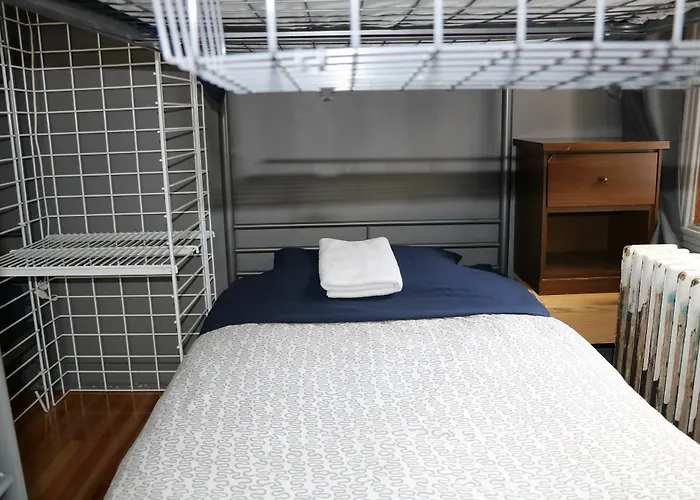 Auberge Reboot Hostel Montreal